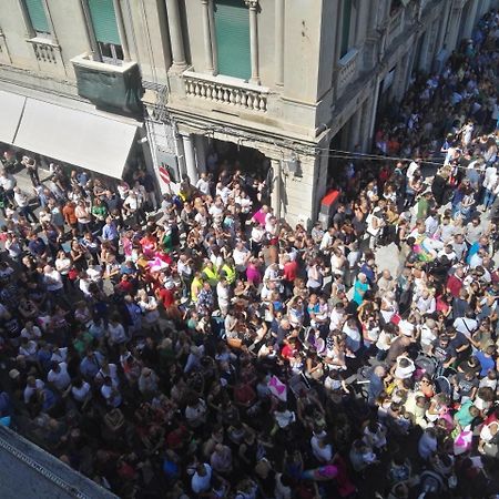 B&B La Terrazza Sul Duomo เรจโจ ดี คาลาเบีย ภายนอก รูปภาพ